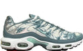 NIKE AIR MAX PLUS Palm Trees Green