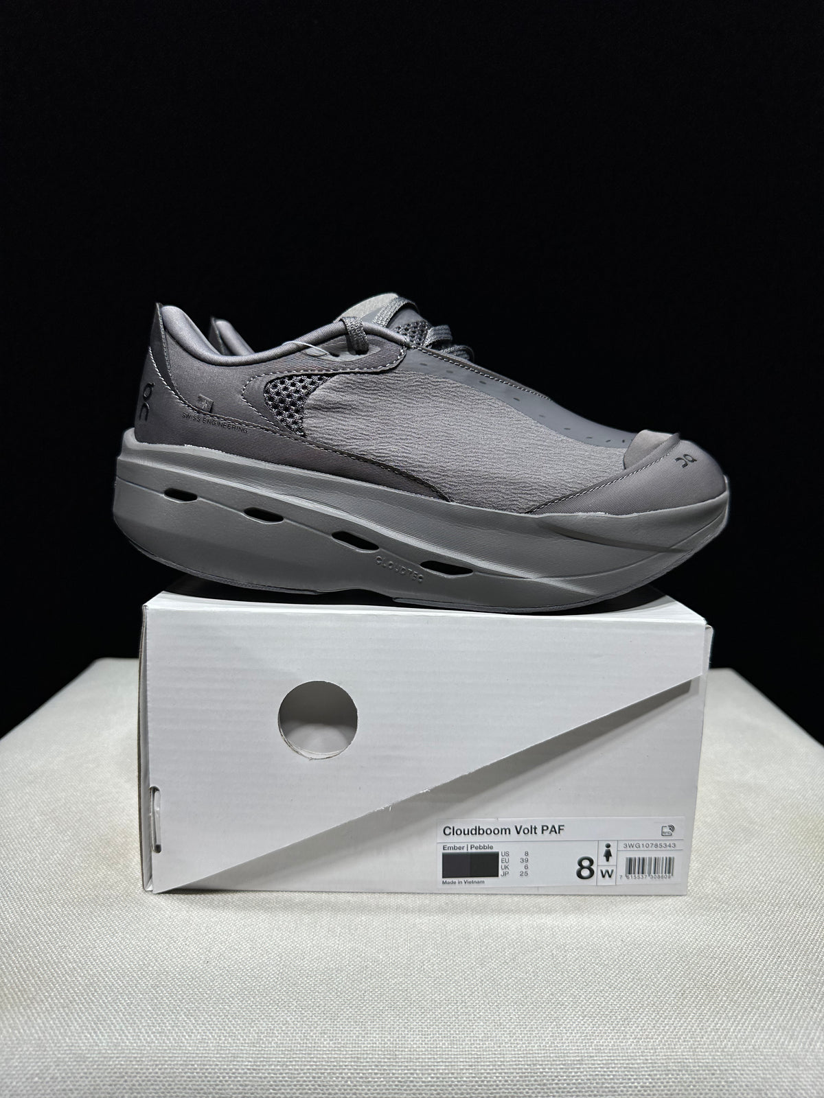 ON - CLOUDBOOM VOLT EMBER PEBBLE