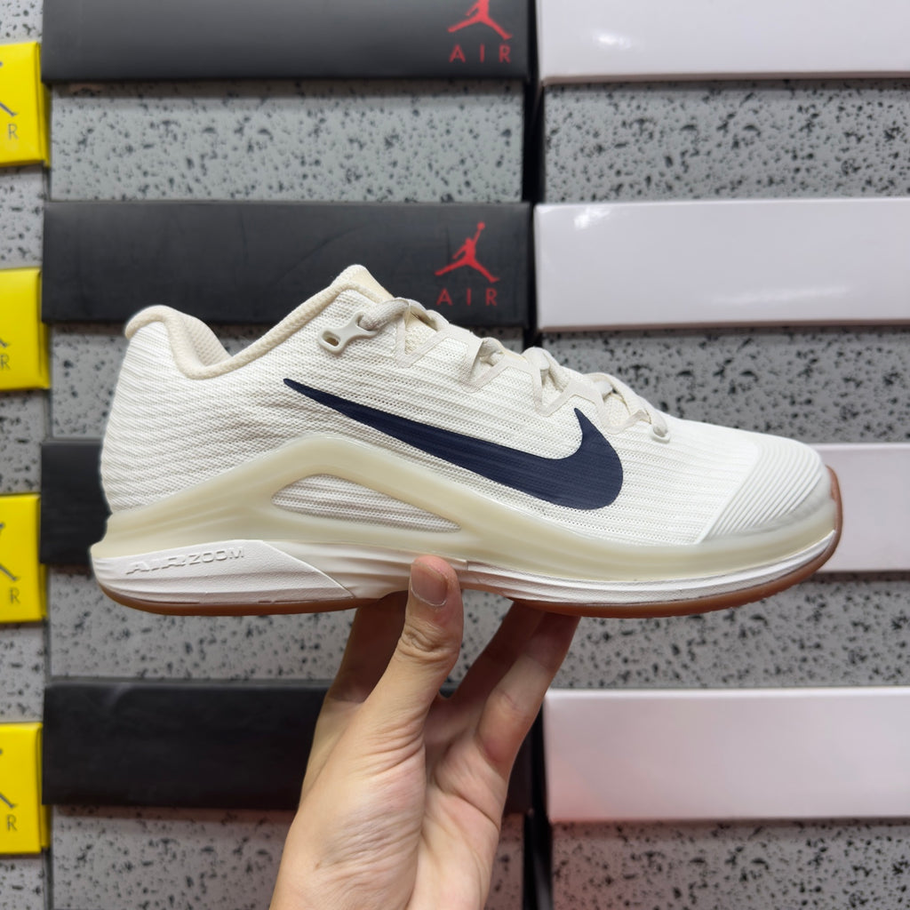 NIKE COURT AIR ZOOM VAPOR PRO12 HC Summit White Phantom Gum Medium Brown Binary Blue