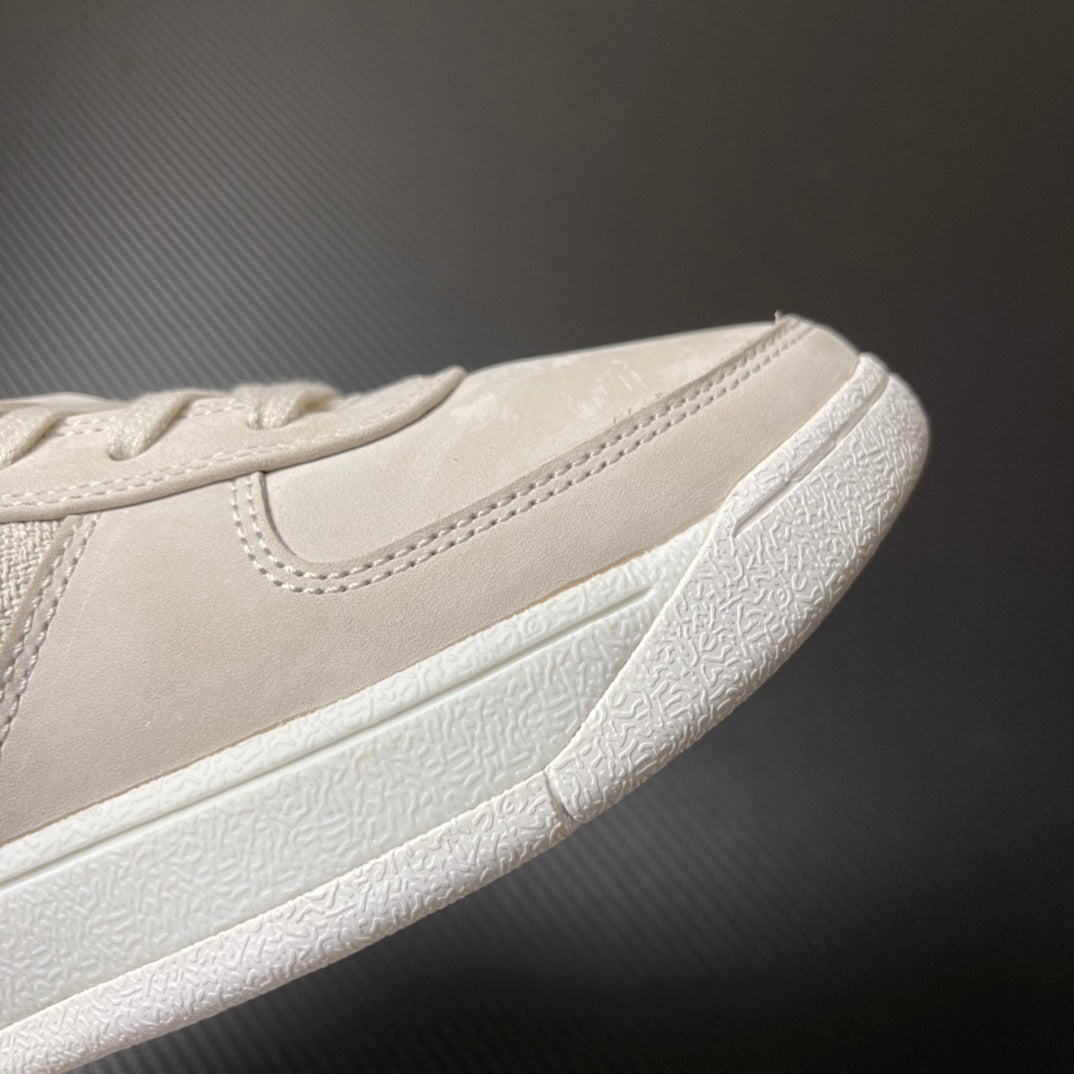 NIKE BOOK 1 EP "Mirage" / Light Orewood Brown