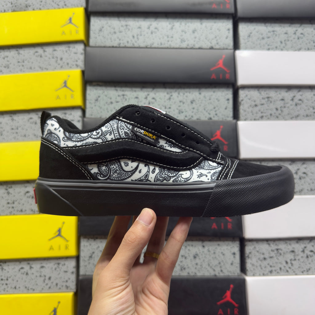 VANS KNU-SKOOL BLACK