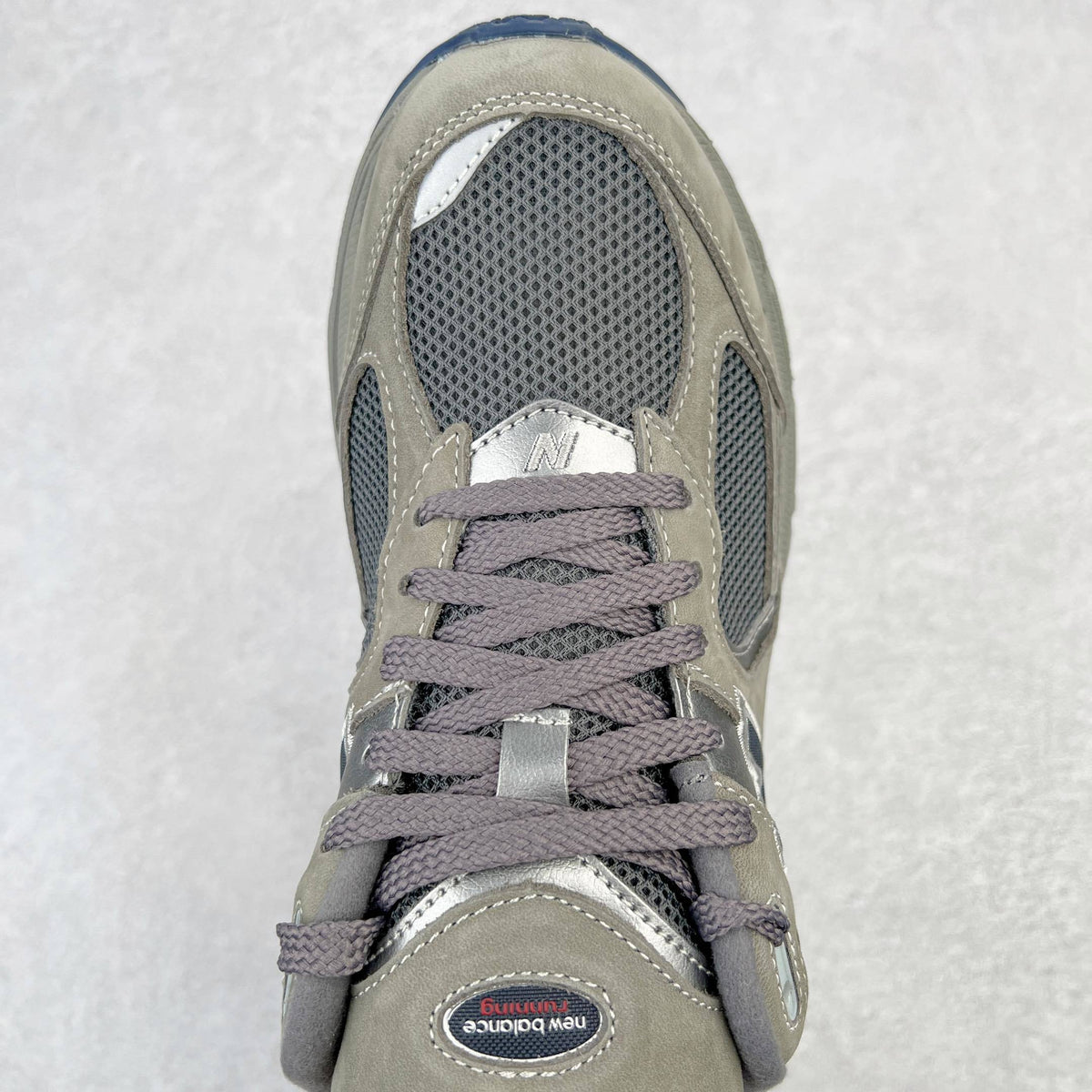 NEW BALANCE 2002R Light Grey / Castlerock