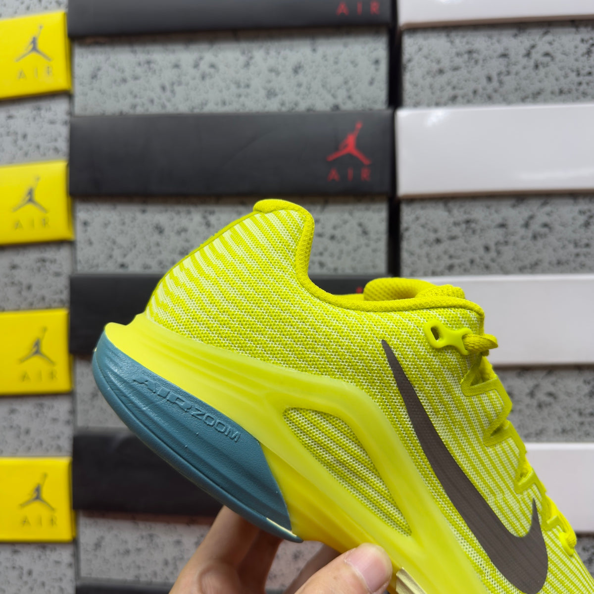 NIKE COURT AIR ZOOM VAPOR PRO12 HC Premium High Voltage Luminous Green Mineral Teal Cave Stone