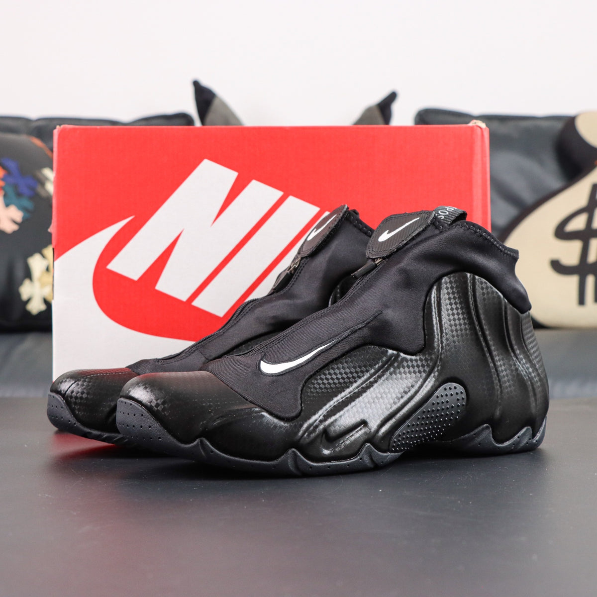 NIKE AIR FOAMPOSITE Black / Black-Metallic Silver (Carbon Fiber look)