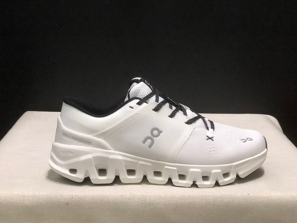 ON - Cloud X5 WHITE BLACK