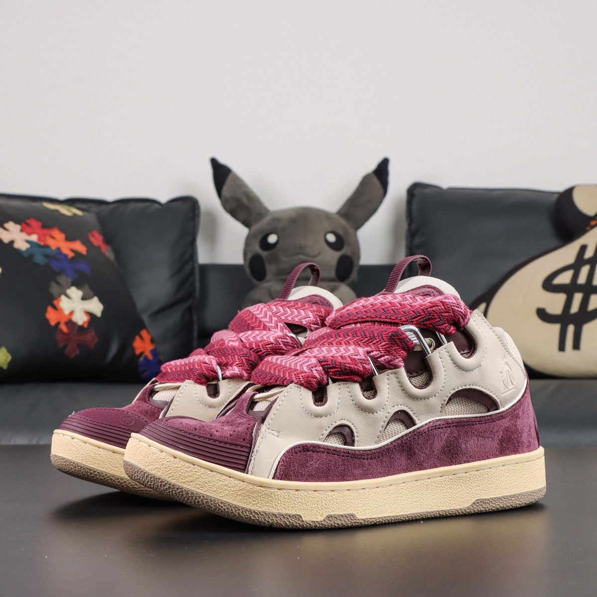 LANVIN CURB SNEAKER beige and burgundy