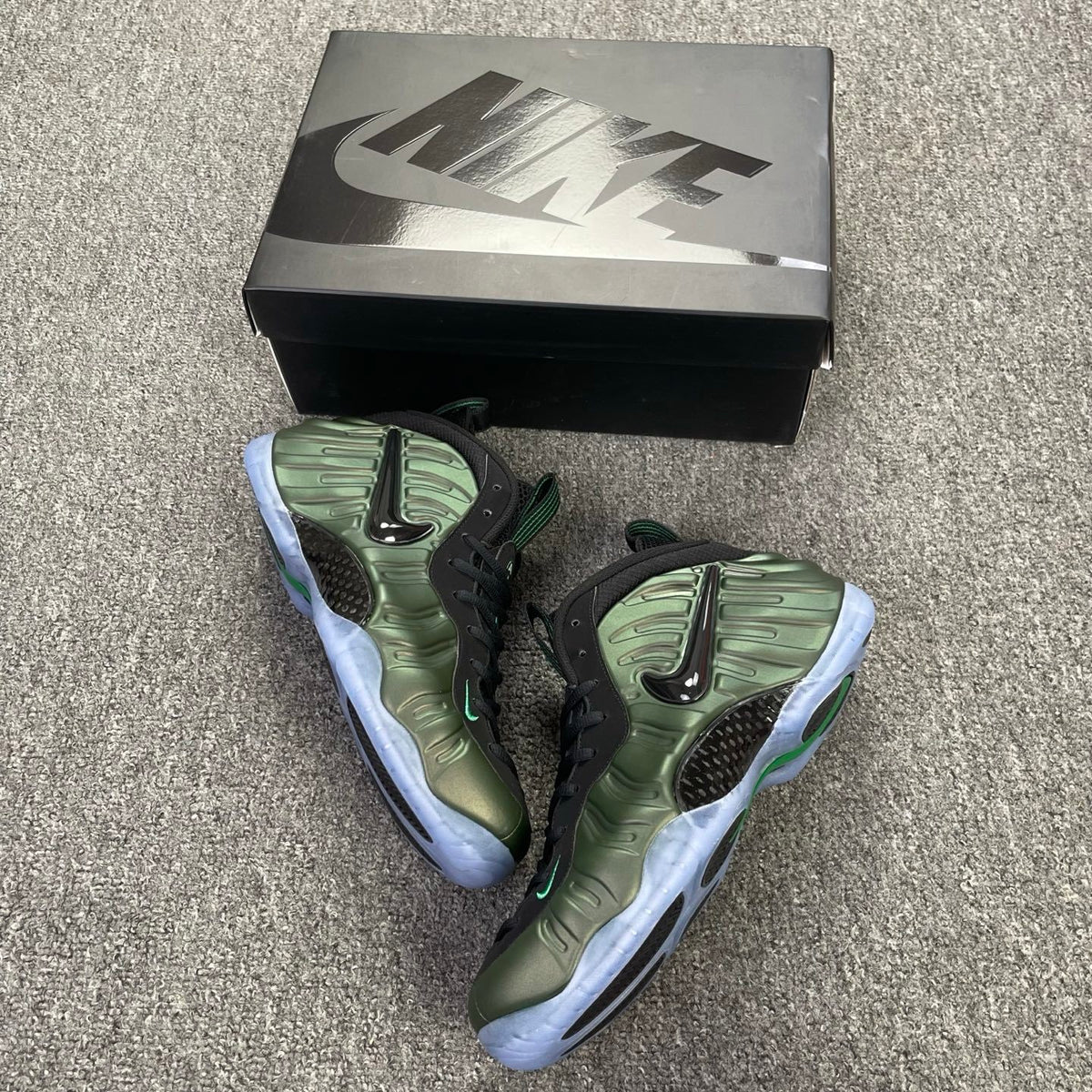NIKE AIR FOAMPOSITE Pine Green