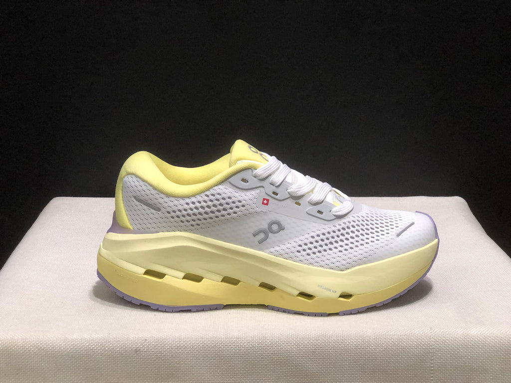 ON- Cloudrunner 3 Max Ivory