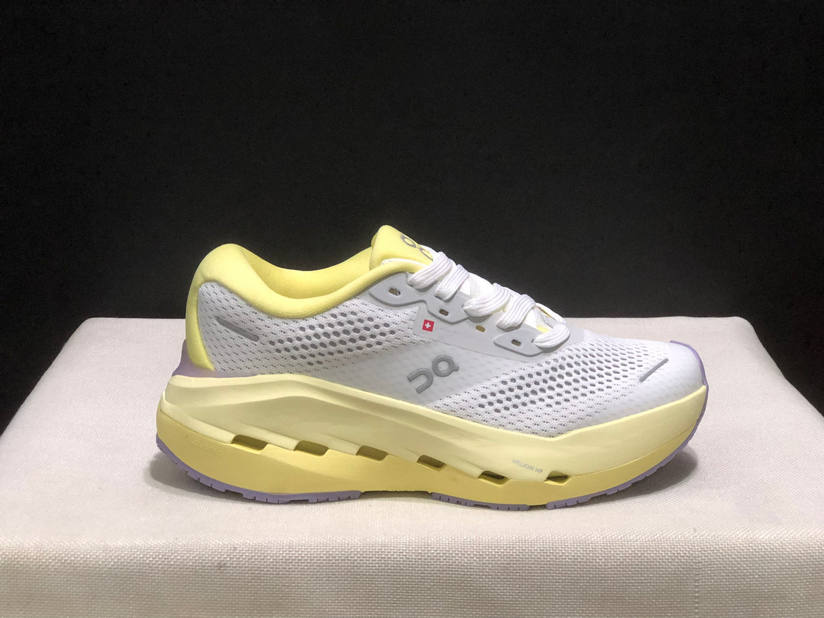 ON- Cloudrunner 3 Max Ivory