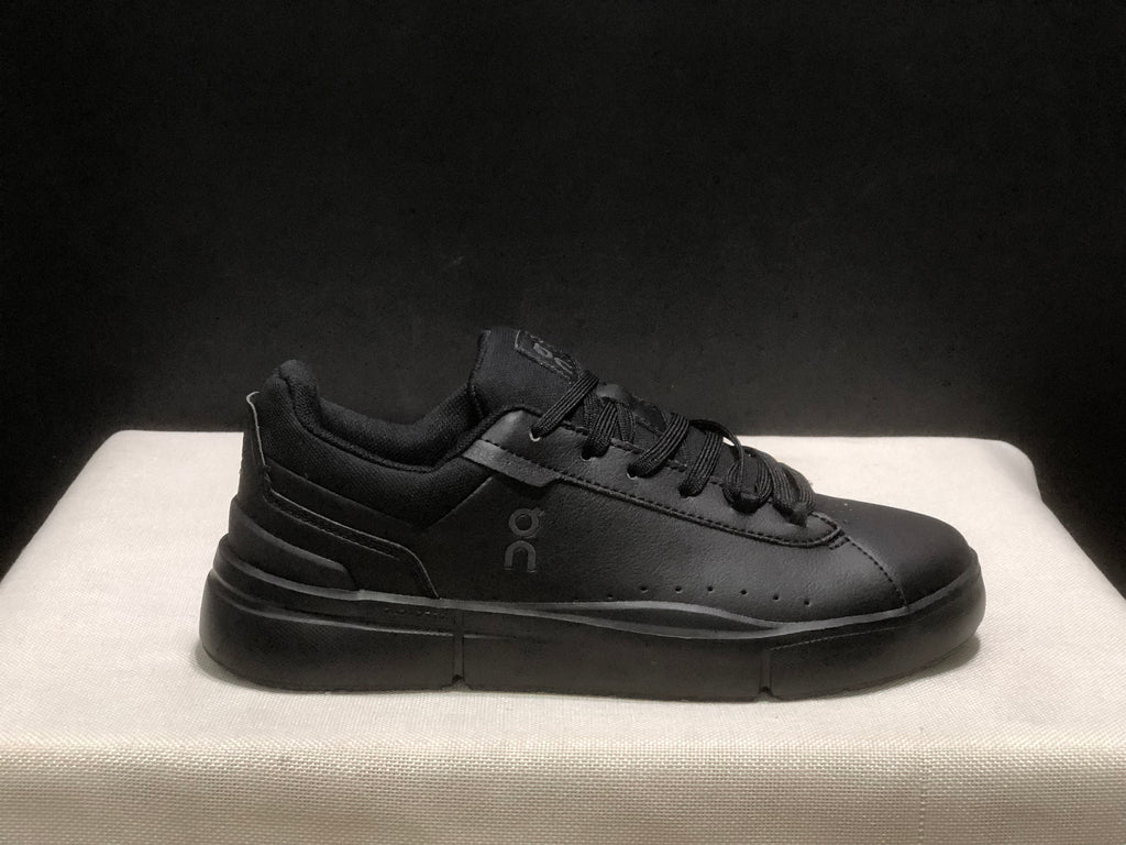 ON - ROGER FEDERER X THE ROGER CENTRE COURT ALL BLACK