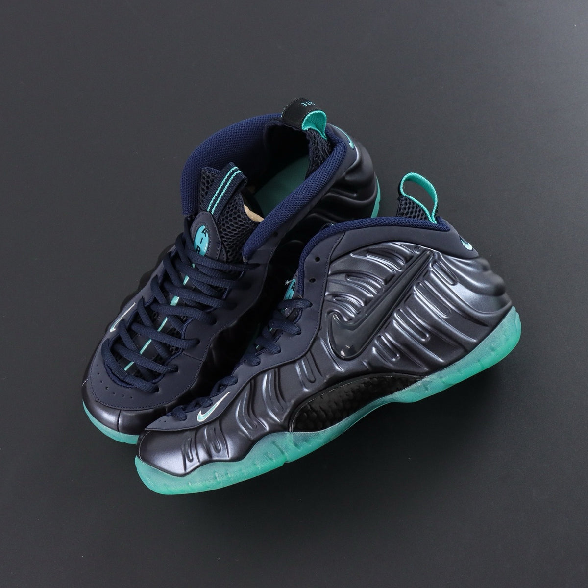 NIKE AIR  Foamposite Pro Dark Obsidian