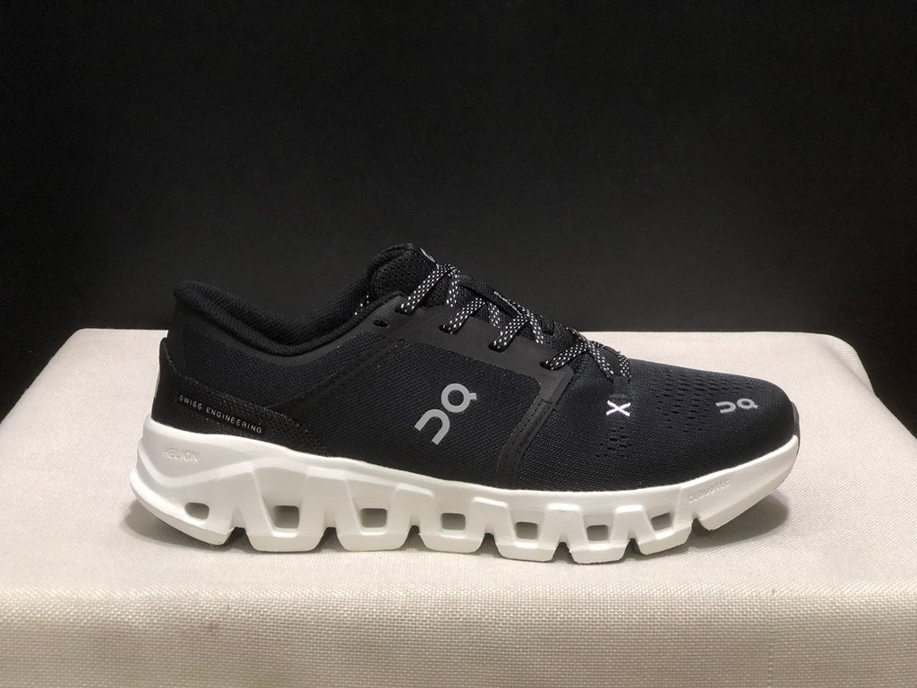 ON - Cloud X5 BLACK WHITE