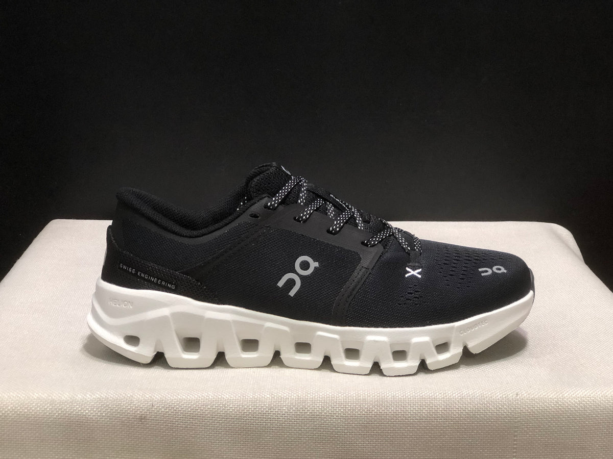 ON - Cloud X5 BLACK WHITE