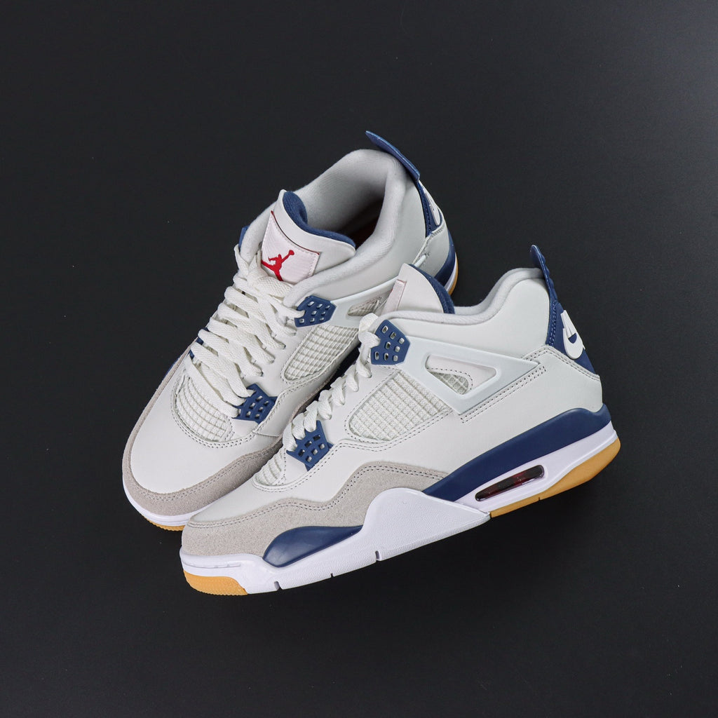 Jordan 4 Retro SB 'White Navy'