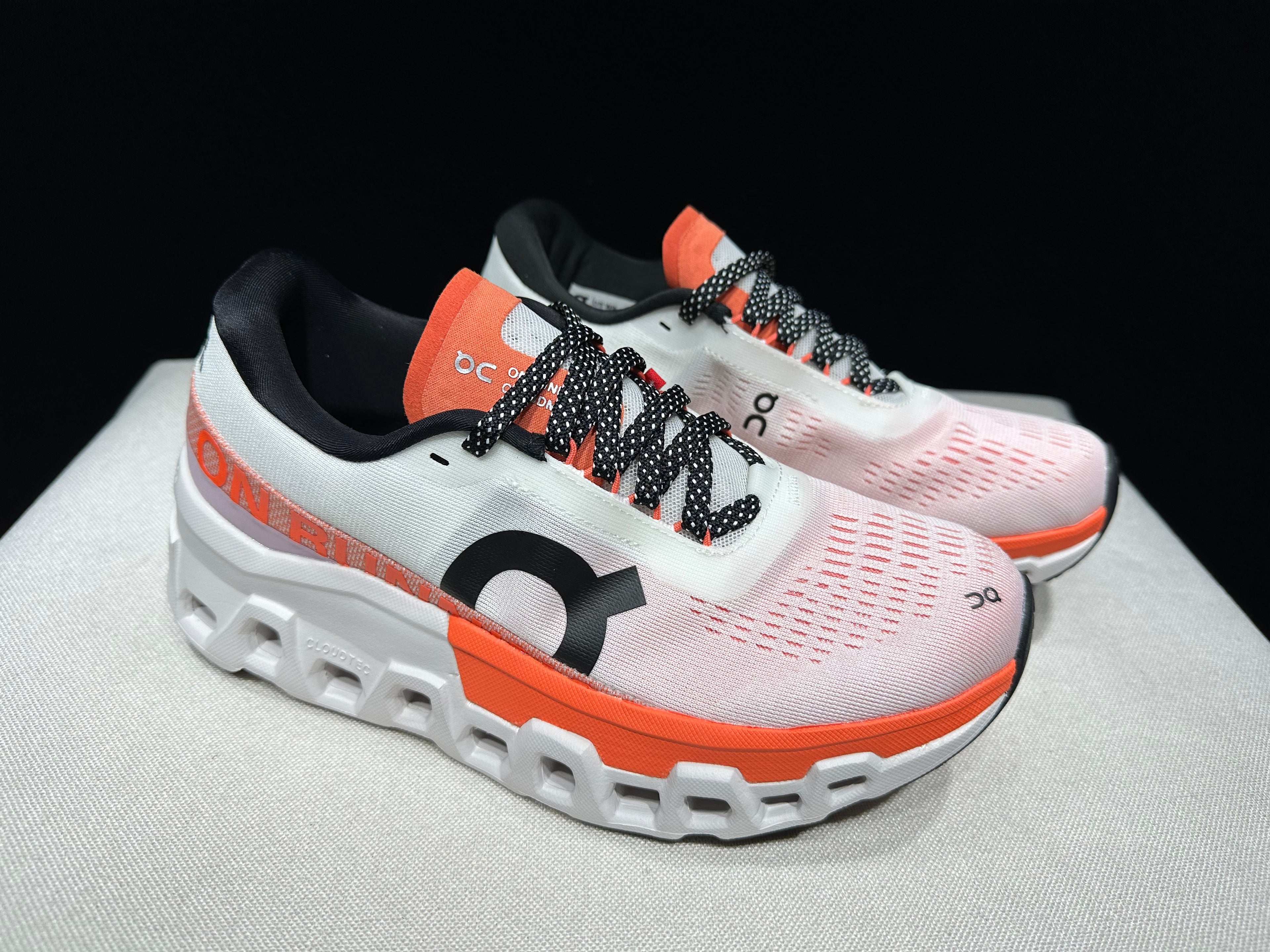 ON - Cloudmonster 2 'Undyed Flame'