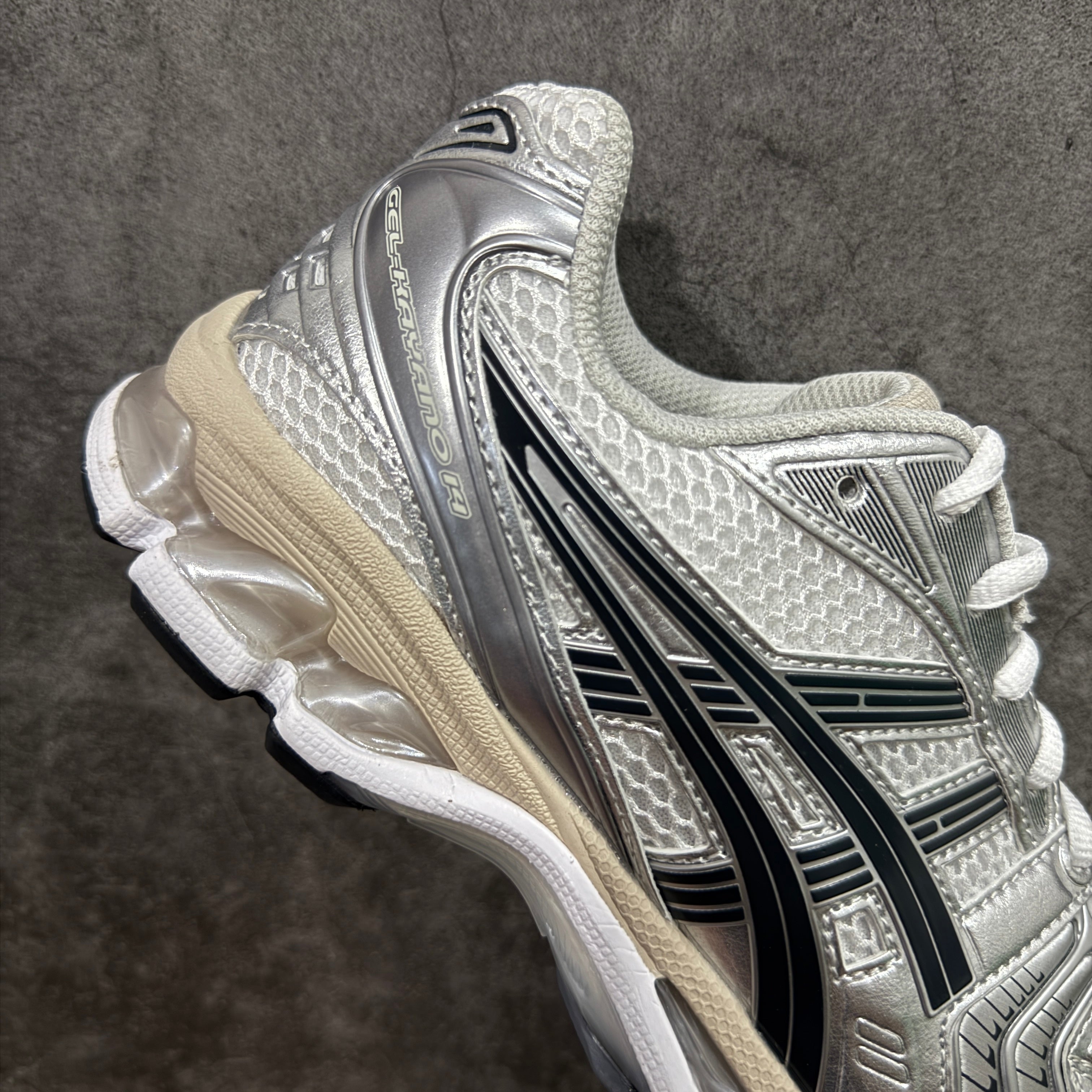 ASICS-Gel-Kayano 14 'White Graphite Grey'