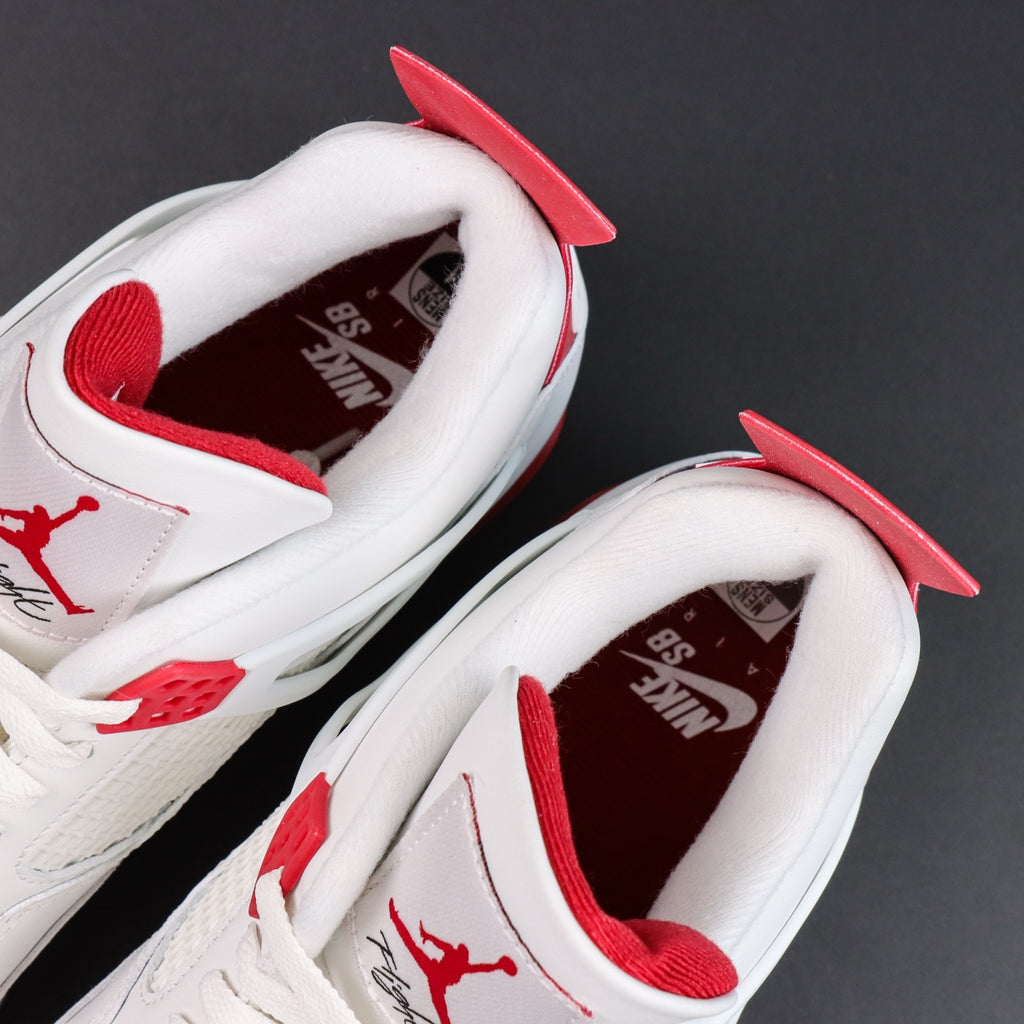 Jordan 4 x Nike SB "Varsity Red"