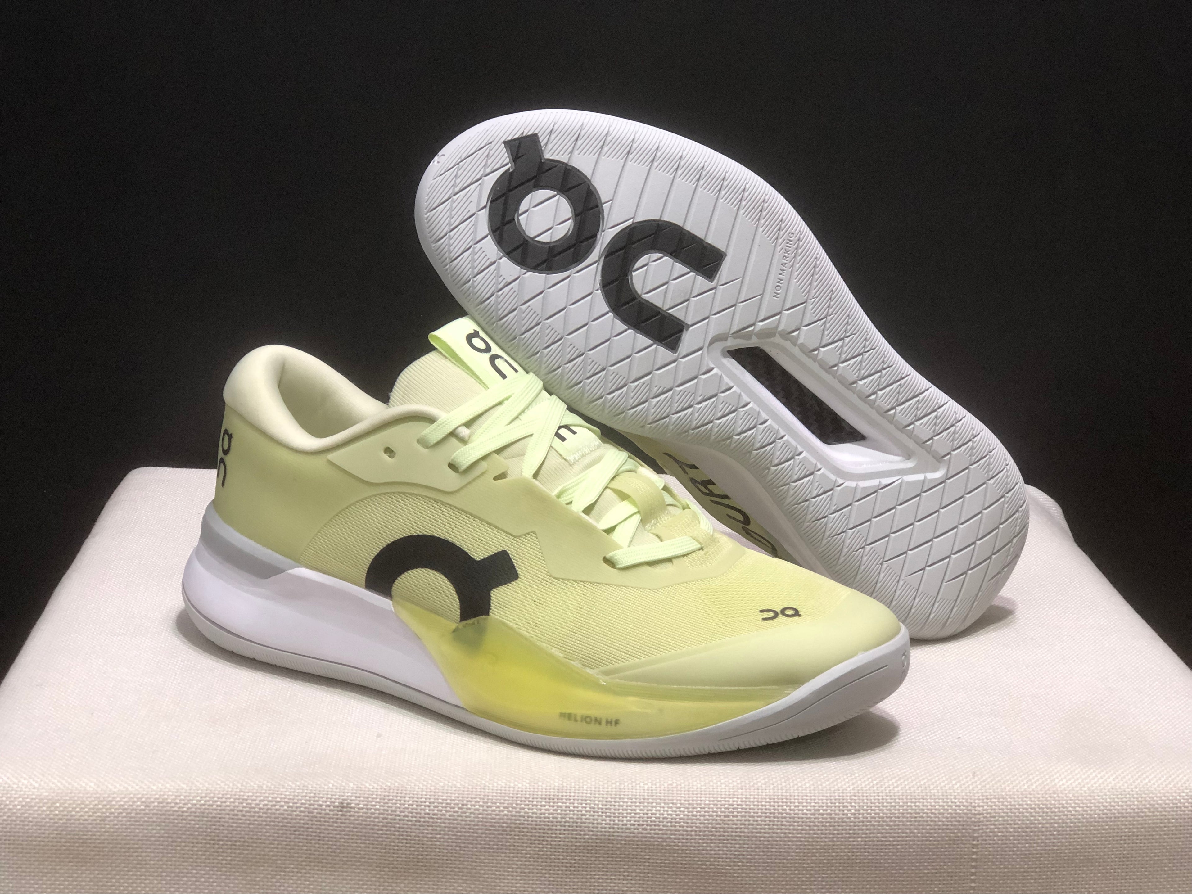 THE ROGER Pro 3 'Linen | Lime'