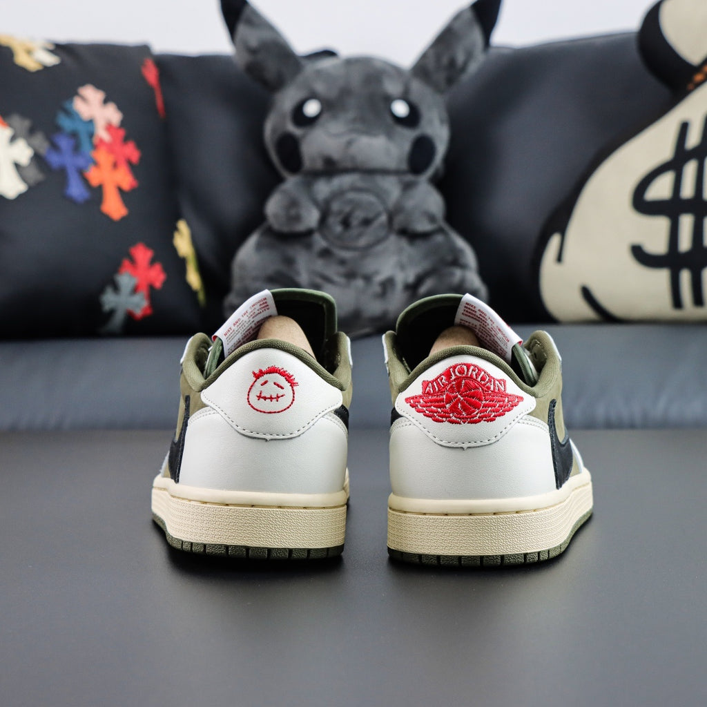 Jordan 1 Retro Low OG SP x Travis Scott 'Medium Olive'