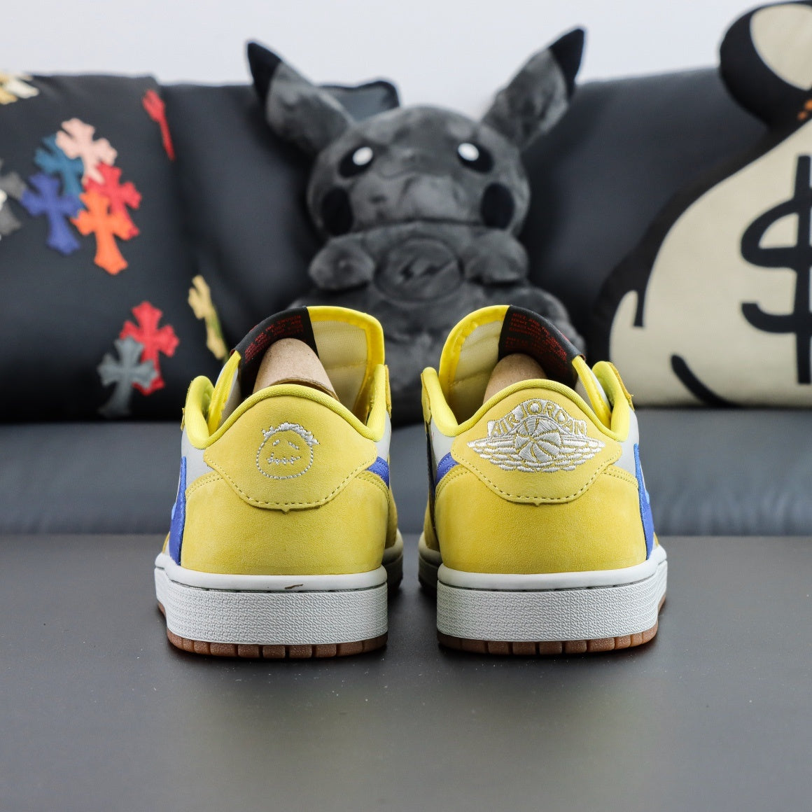 Jordan 1 Retro Low OG SP x Travis Scott 'Canary'