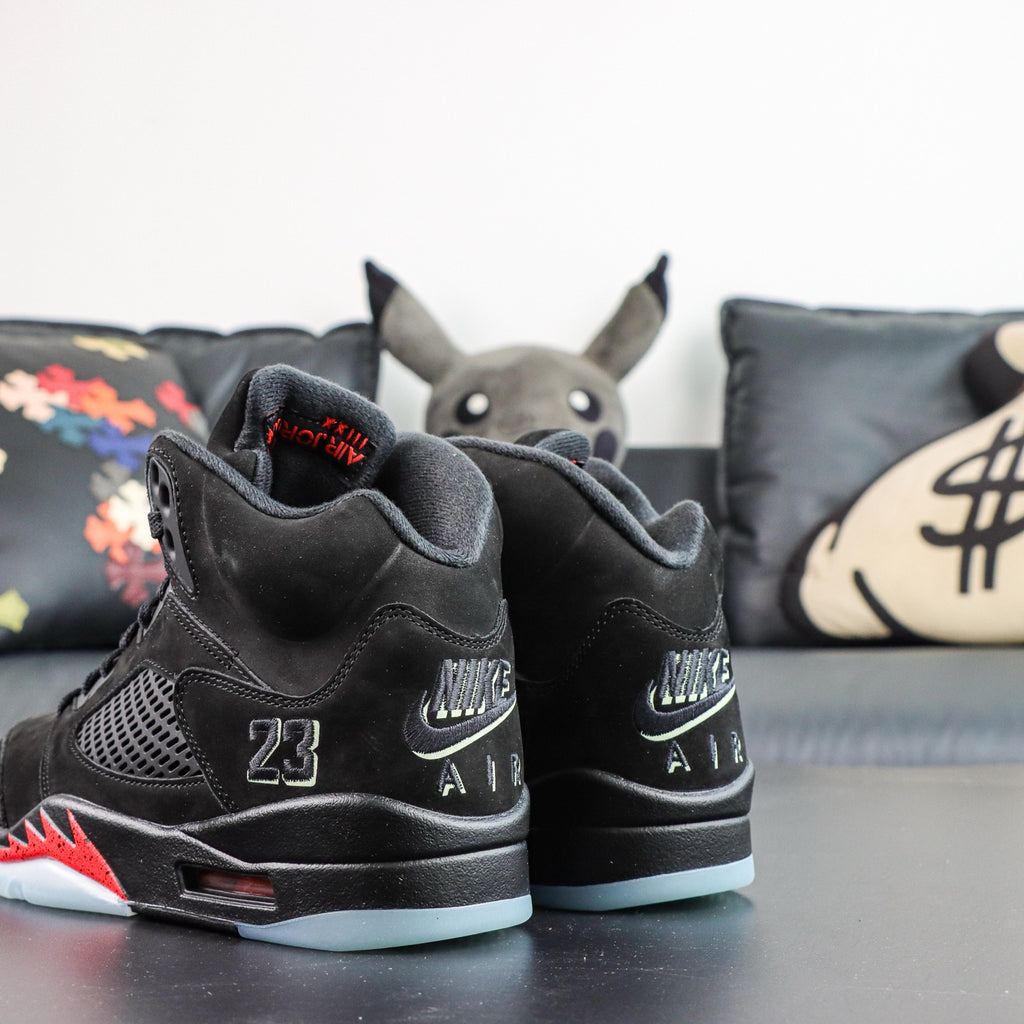 Jordan 5 Retro 'Halloween'
