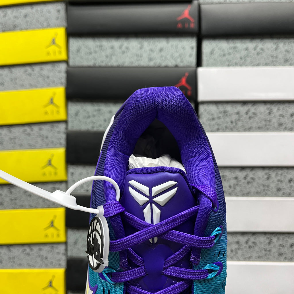 Kobe 9 Elite Low Protro Hornets