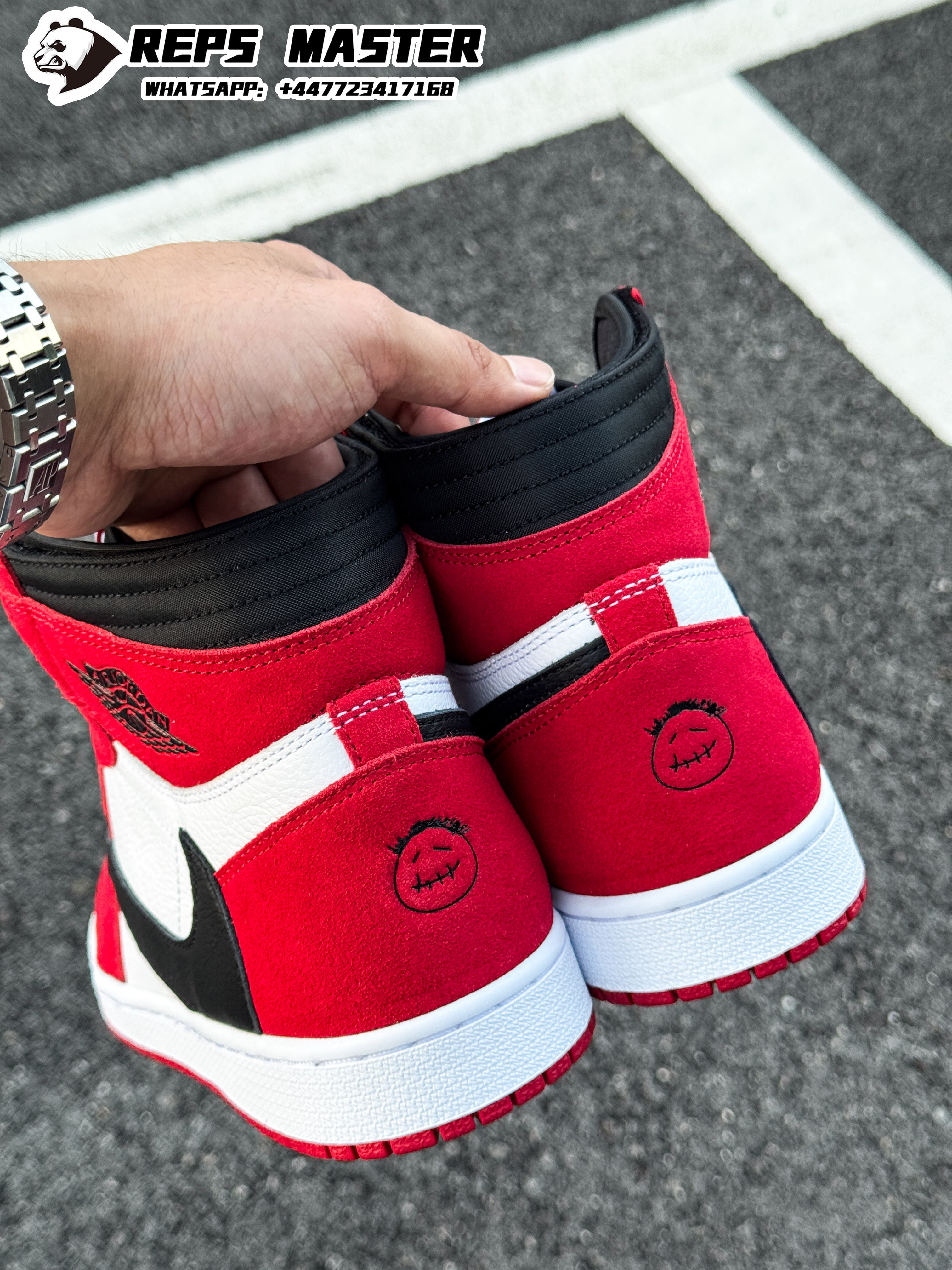 Jordan 1 High x Travis Scott 'Chicago'