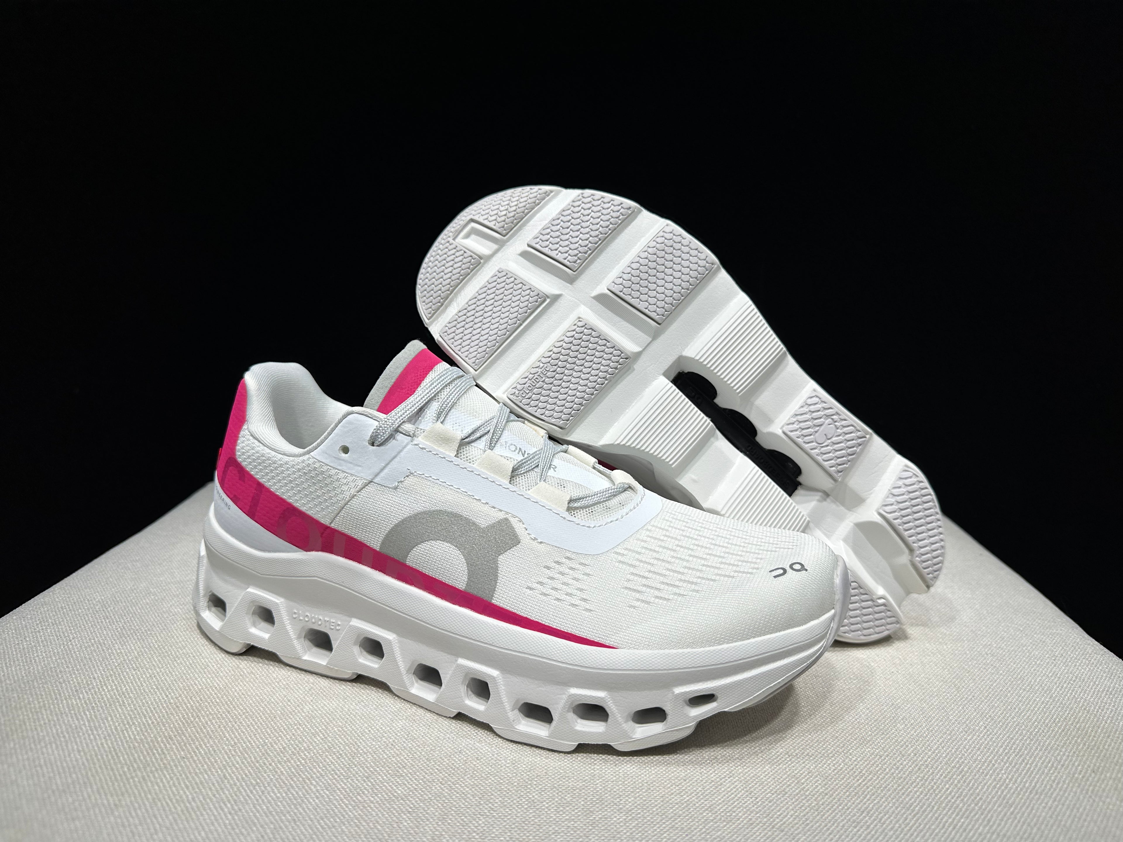 ON - Cloudmonster 'Ivory | Grenadine'