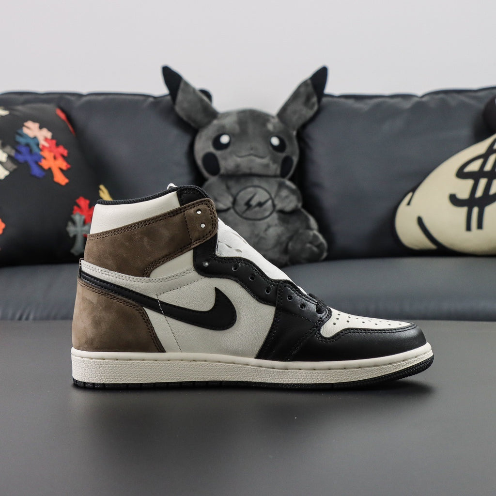 Jordan 1 Retro High OG 'Dark Mocha'