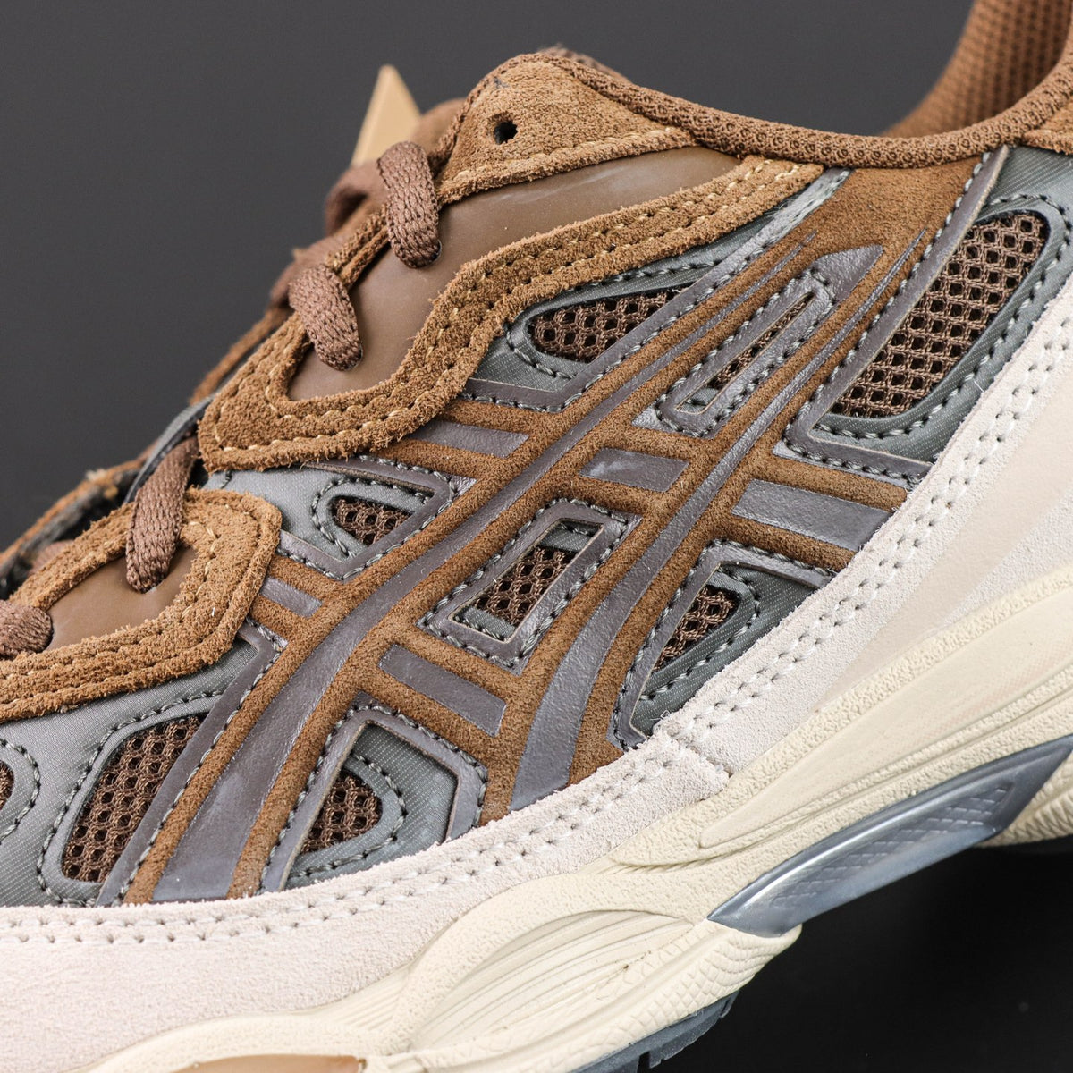 ASICS-Gel-NYC Brown Storm Black Coffee