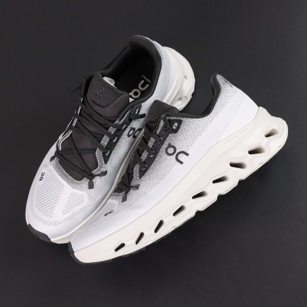 ON - CLOUDTIL Black Ivory