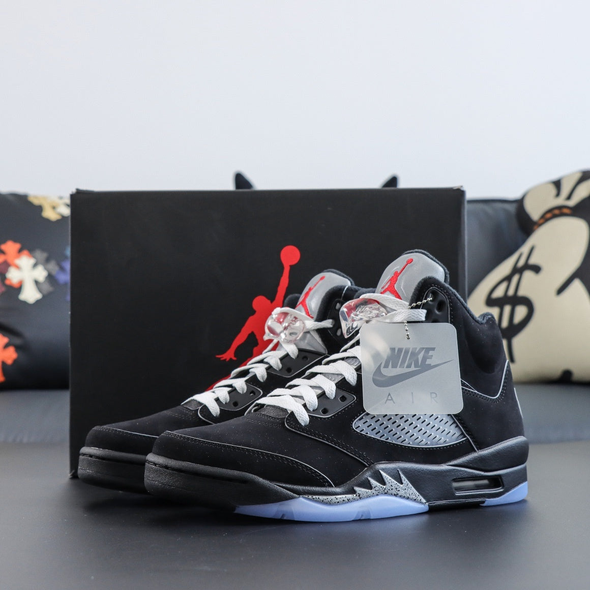 Jordan 5 Retro OG 'Black Metallic Reimagined'