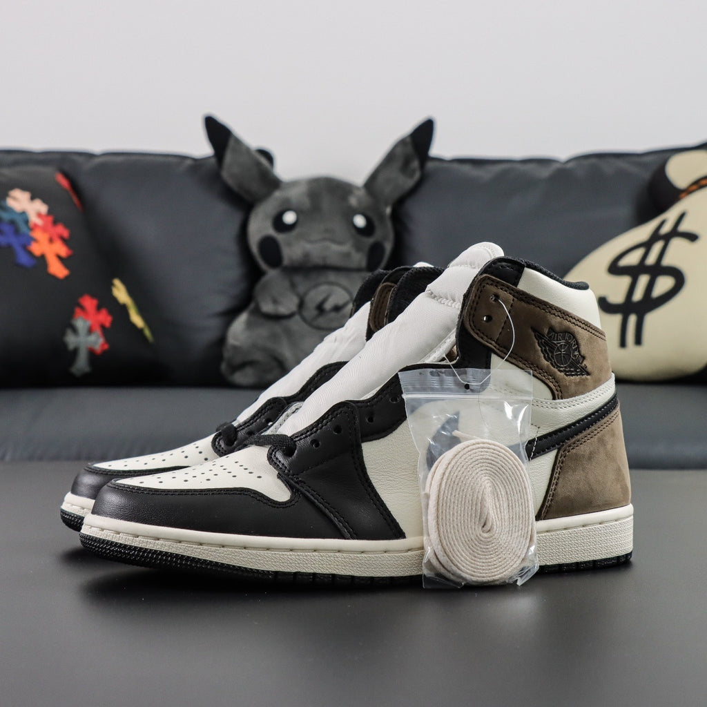 Jordan 1 Retro High OG 'Dark Mocha'