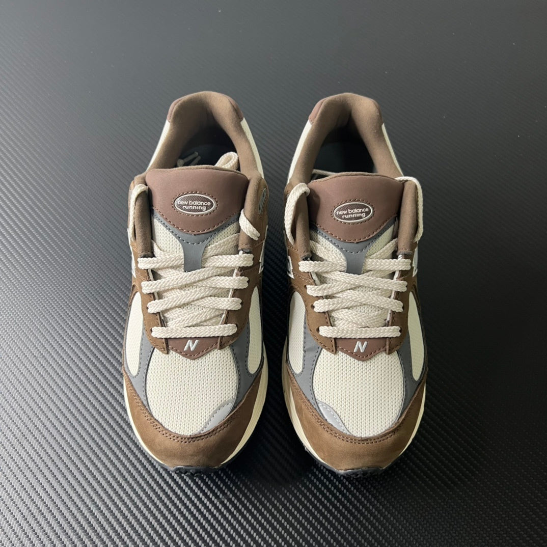 NEW BALANCE 2002R "Mocha"