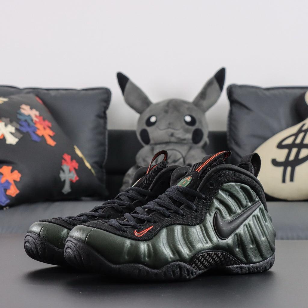 NIKE AIR  Foamposite Sequoia / Black – Team Orange