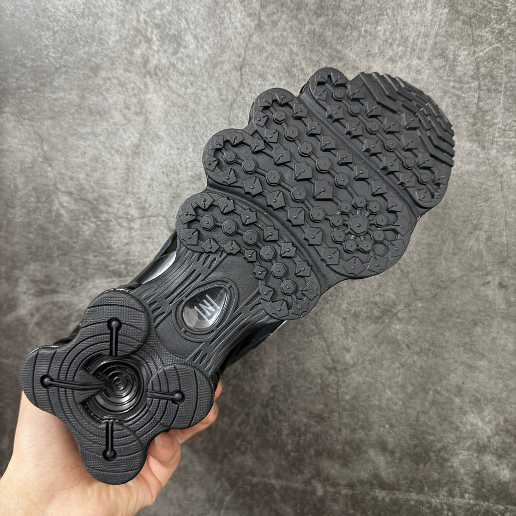 NIKE SHOX TLX Black Pure Platinum