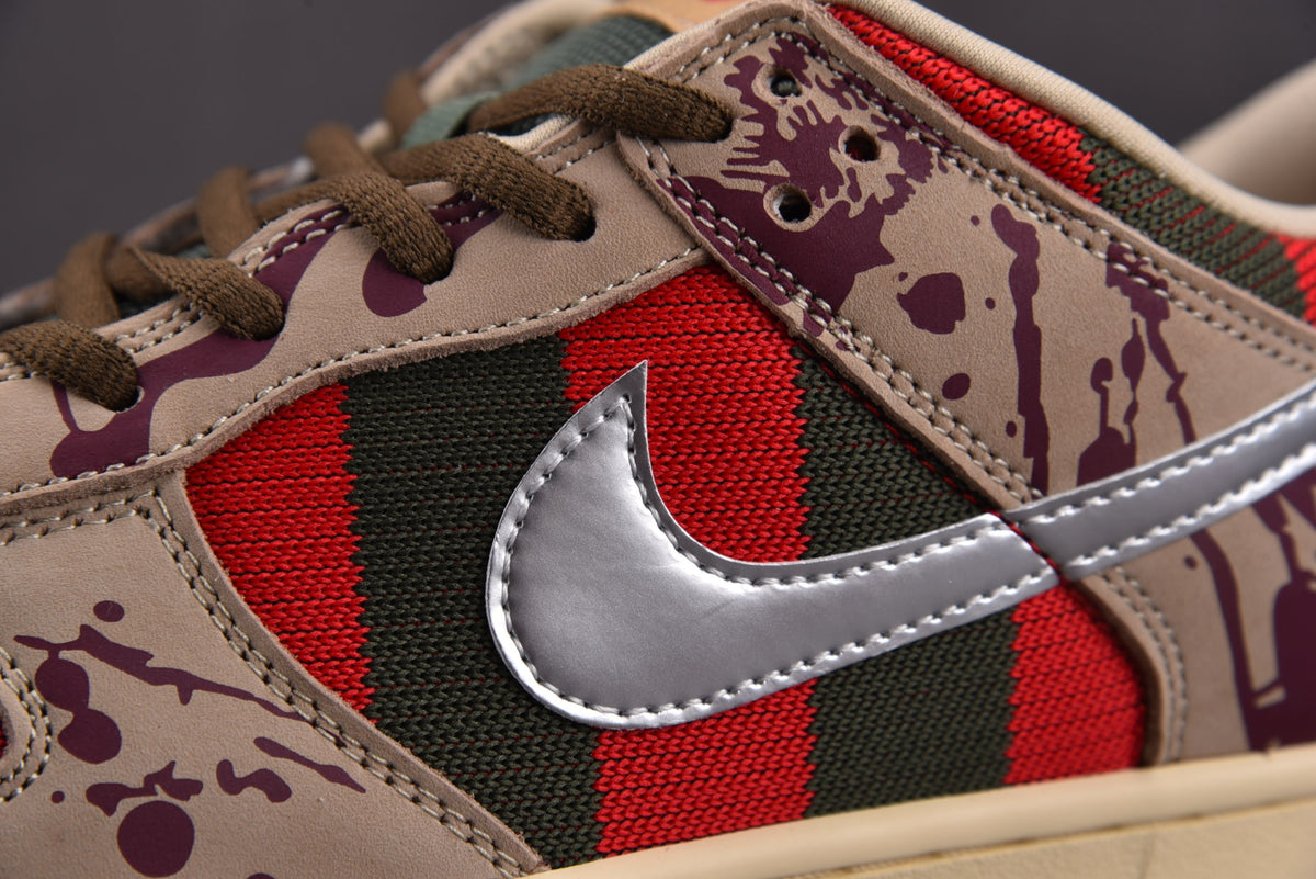Nike SB Dunk  Low  "Freddy Krueger"