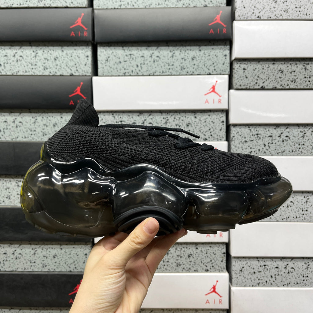 GROUND MOOPIE TRIPLE BLACK