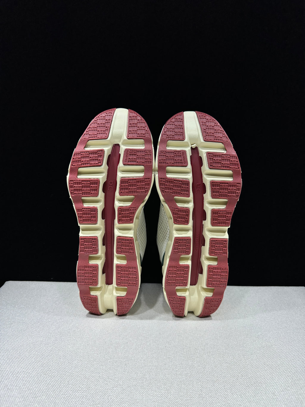 ON - KITH K TECH 2 SPIRULINA BARLEY