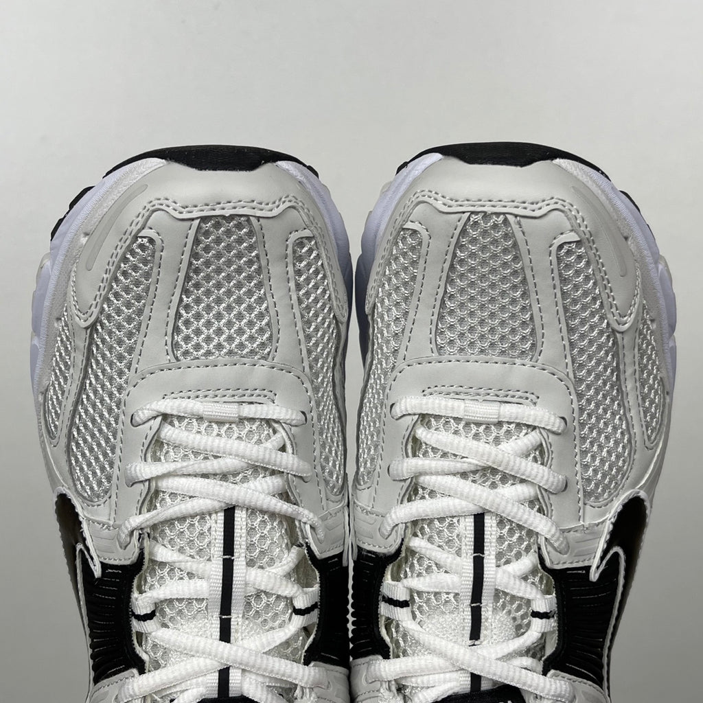 NIKE AIR ZOOM VOMERO 5 "White Black" "Panda"