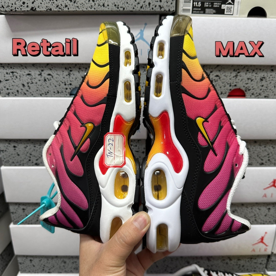 NIKE AIR MAX PLUS Yellow Pink Gradient