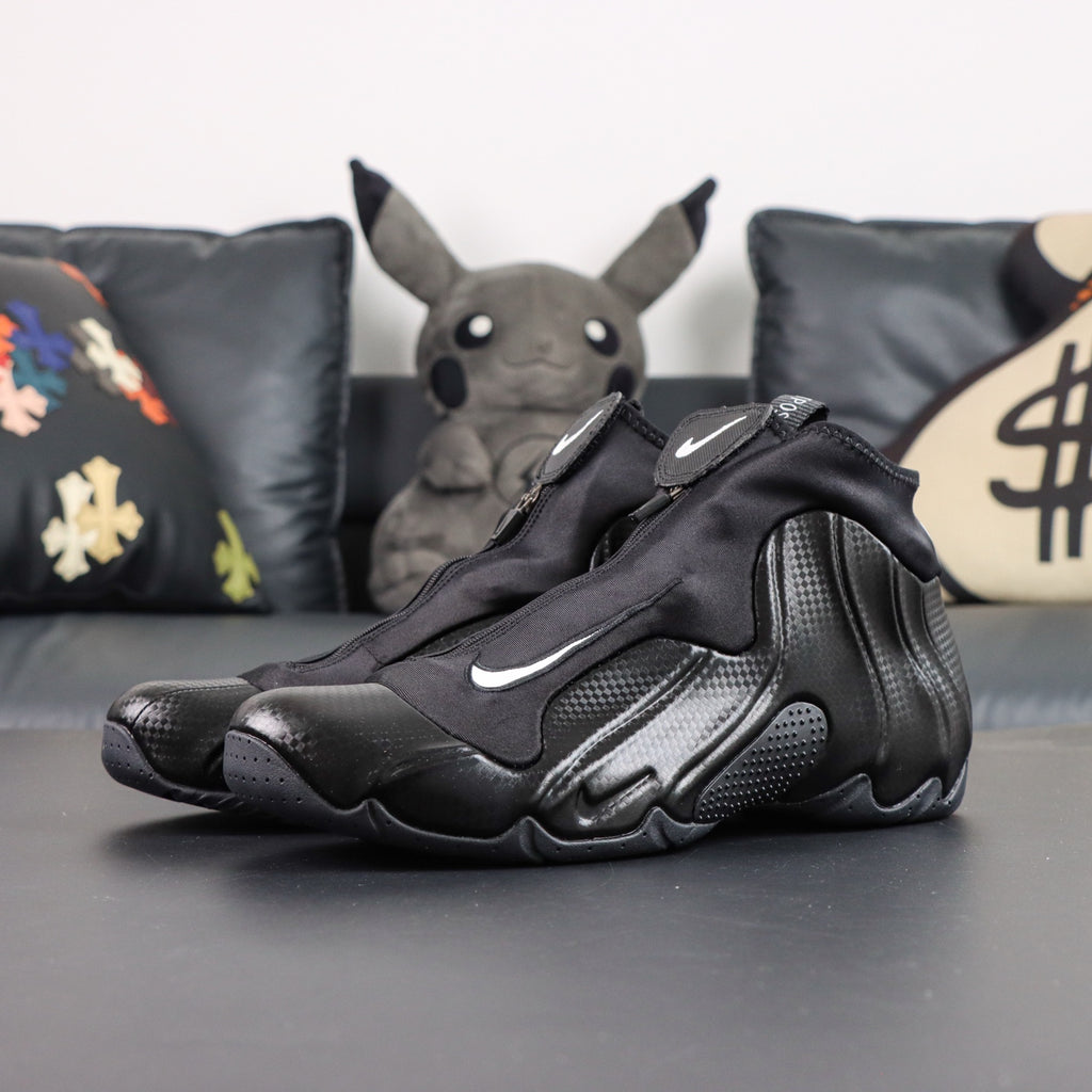 NIKE AIR FOAMPOSITE Black / Black-Metallic Silver (Carbon Fiber look)