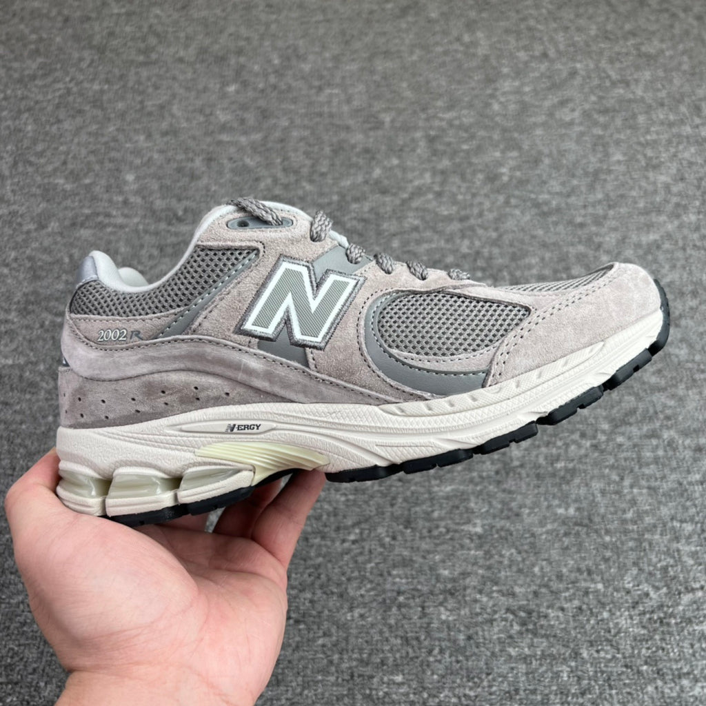 NEW BALANCE 2002R Marblehead / Light Aluminum