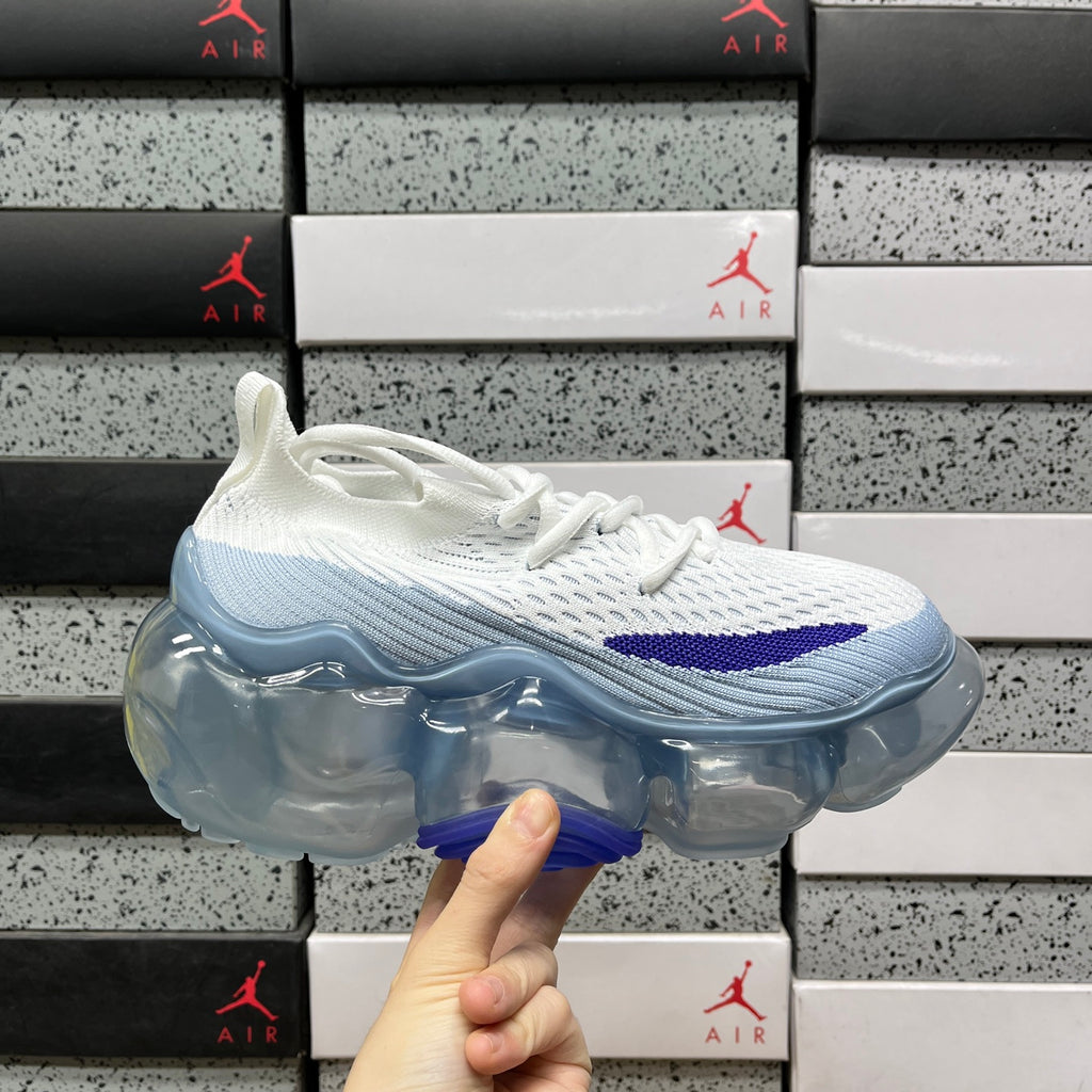 GROUND MOOPIE white and ice gray