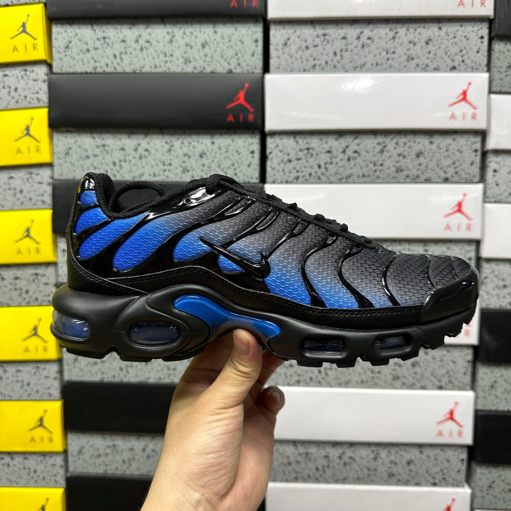 NIKE AIR MAX PLUS Black Blue Crystal