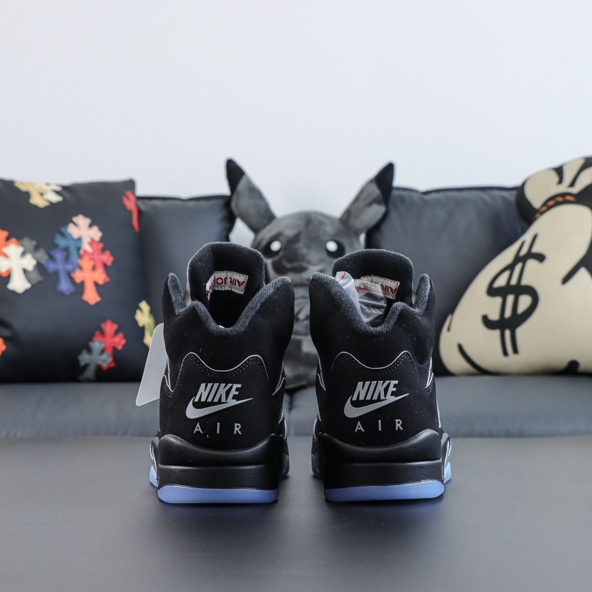 Jordan 5 Retro OG 'Black Metallic Reimagined'