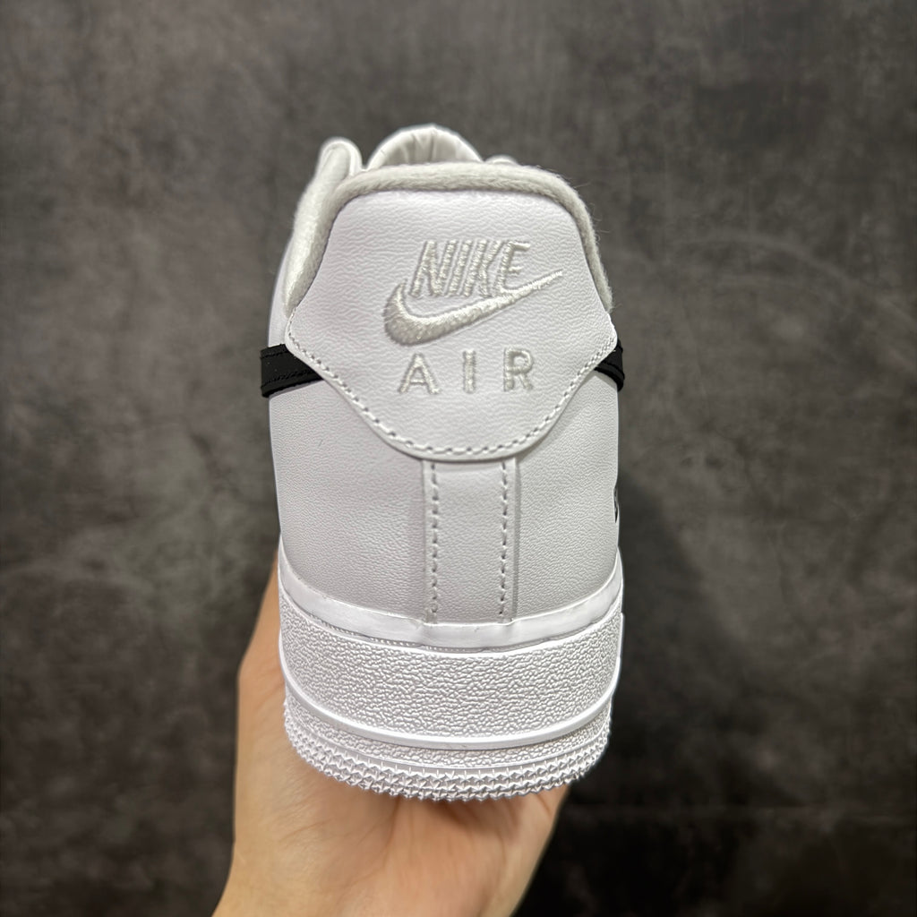 Nike Air Force 1 Low x Supreme 'White Black'