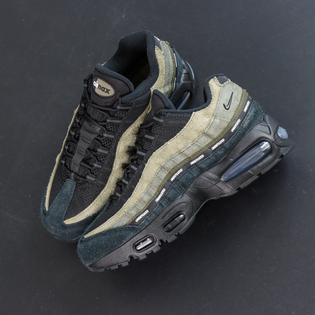 Nike Air Max 95 x Undefeated 'Medium Olive' (Geo La Brea)