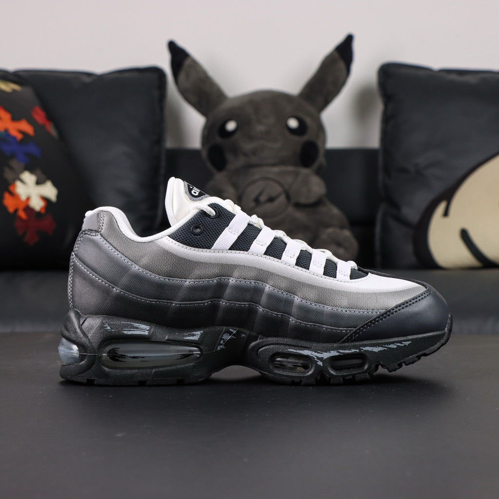 Nike Air Max 95 x Yu-Gi-Oh! 'Jonouchi'