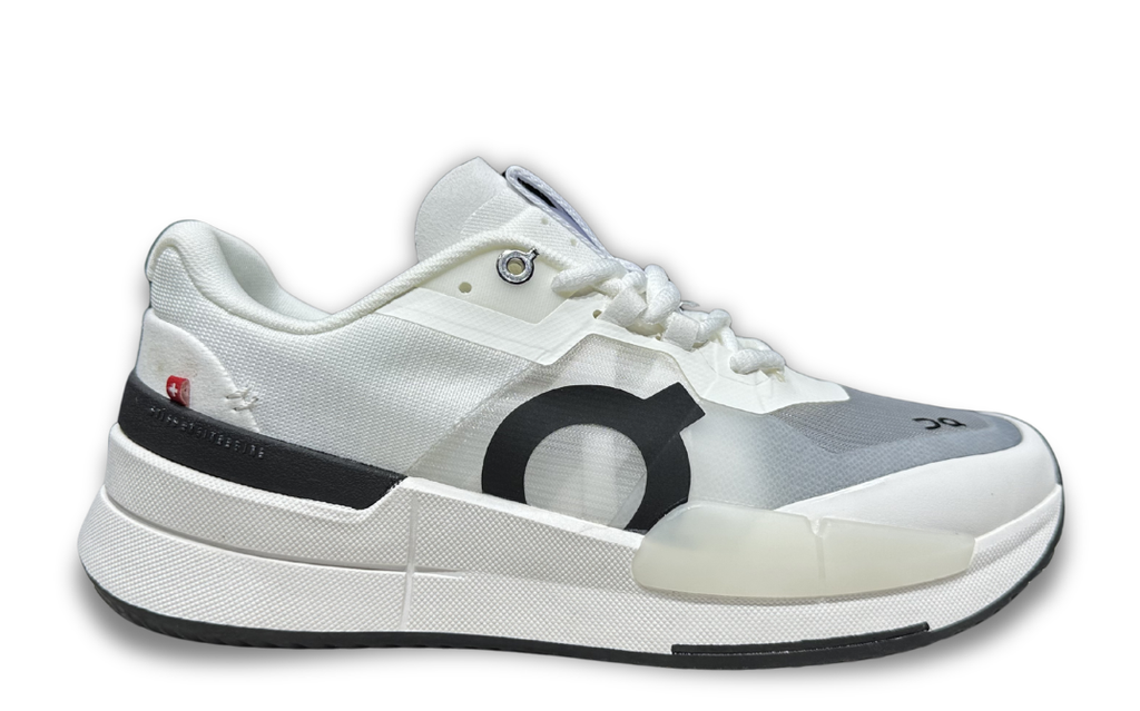THE ROGER Pro 2 'White | Black'